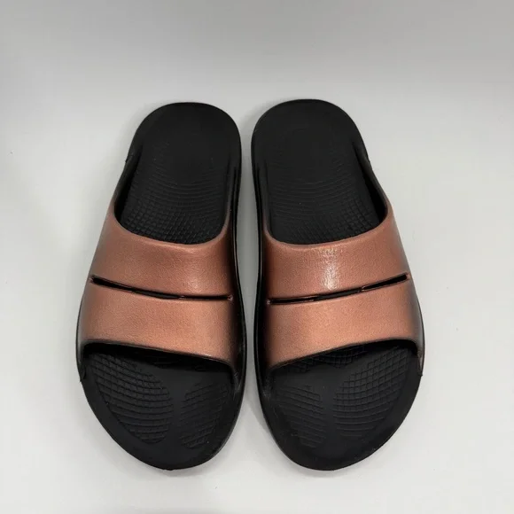 Oofos Ooahh Luxe Rose Gold Slides - Picture 5 of 12